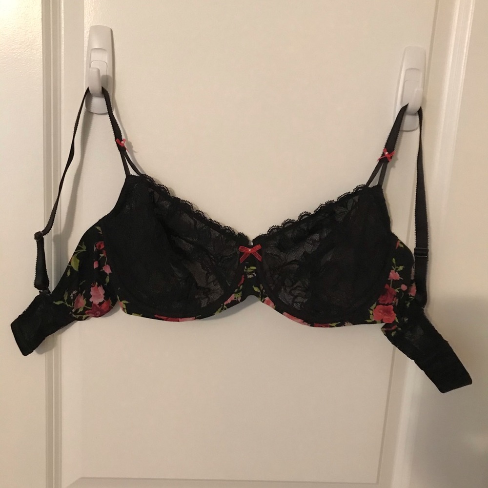 NWOT Victoria’s Secret Unlined Demi Bra